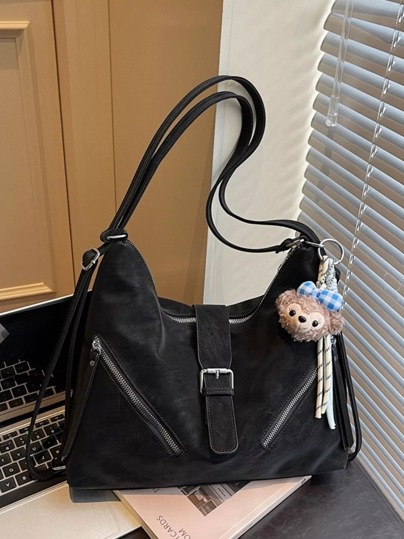 Shoulder Bags